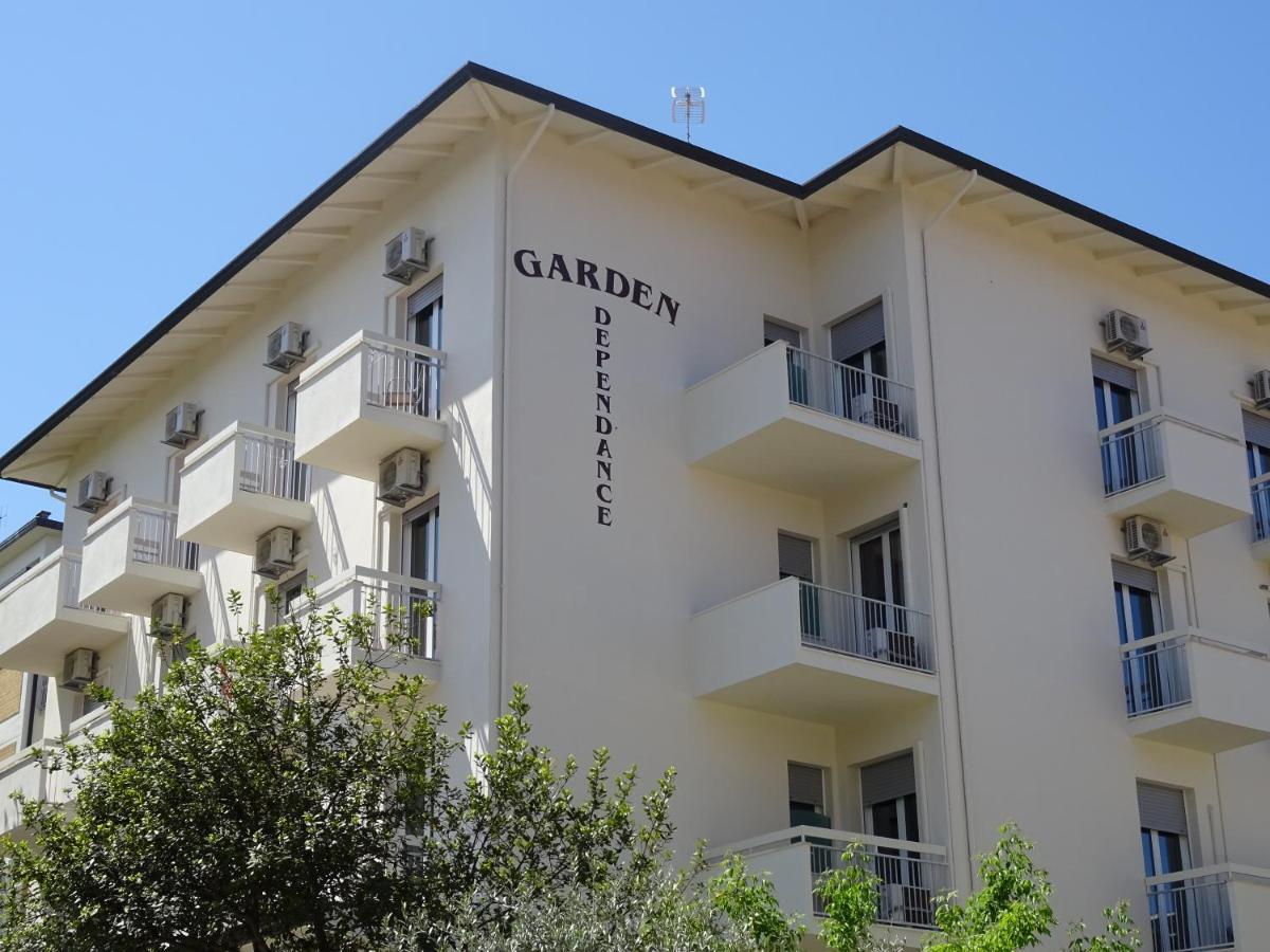 Hotel Garden Milano Marittima Exterior photo